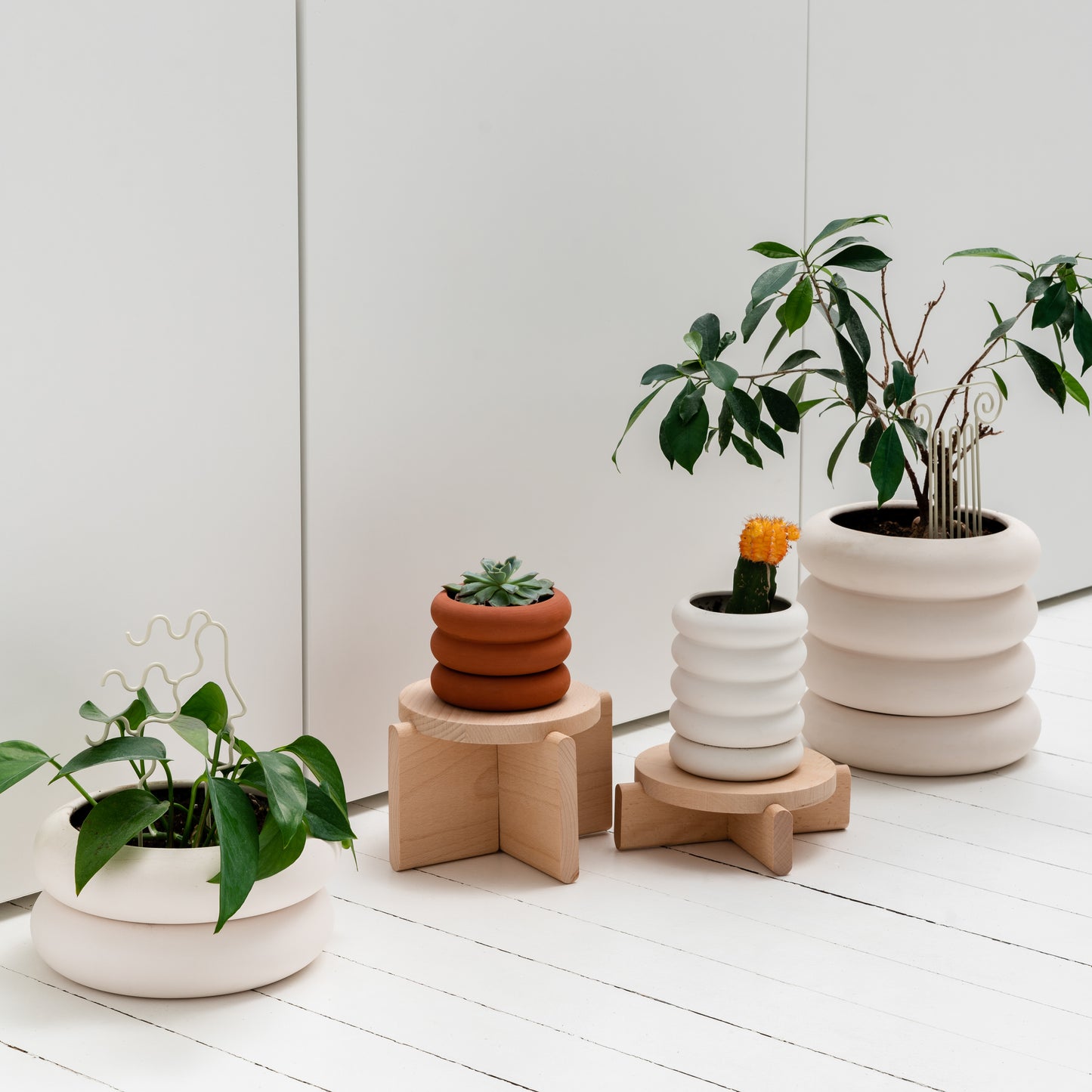 層層疊疊粗陶盆器 - 矮