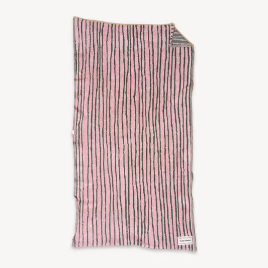 Striped organic cotton bath towel