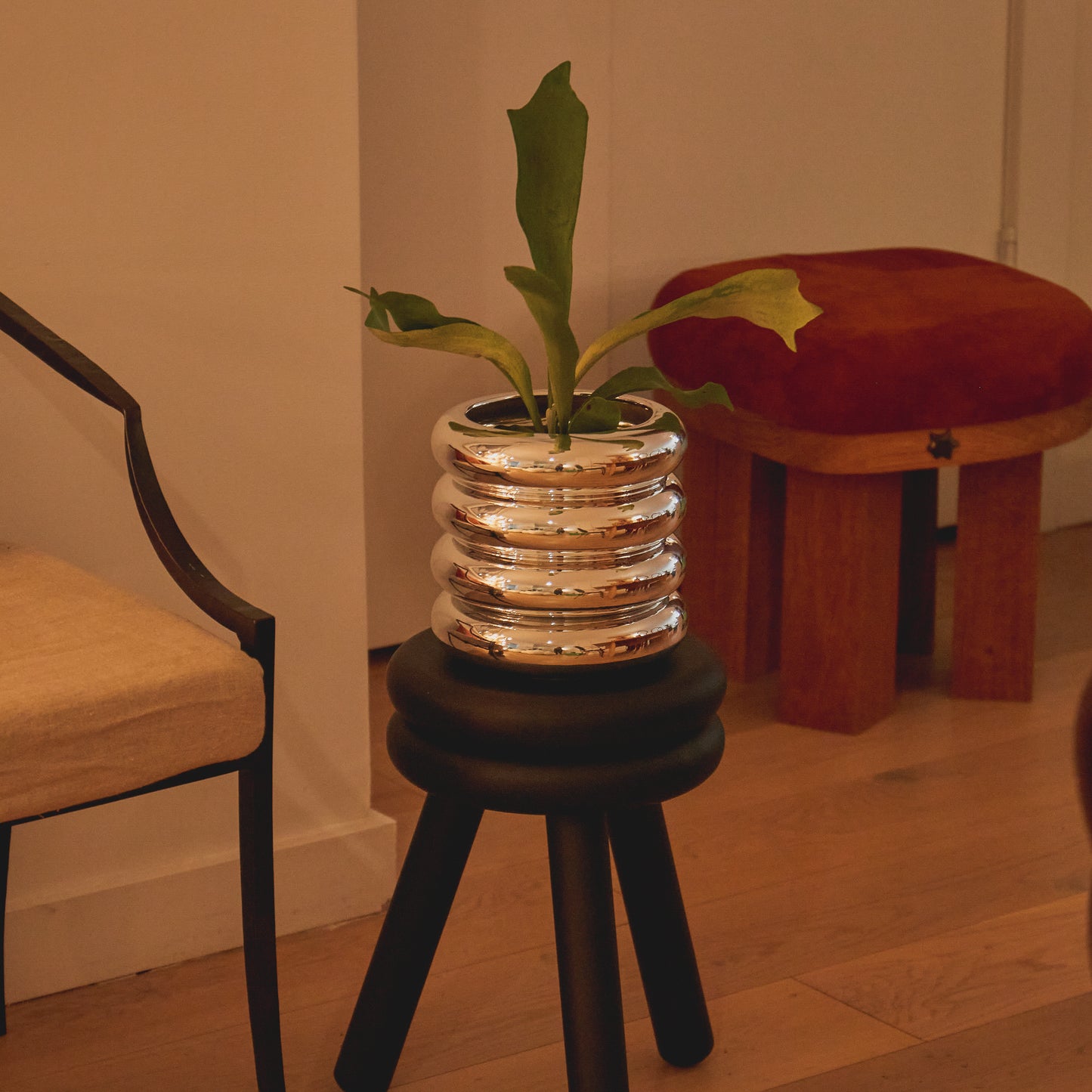 Layers of Stoneware Pots – Metal