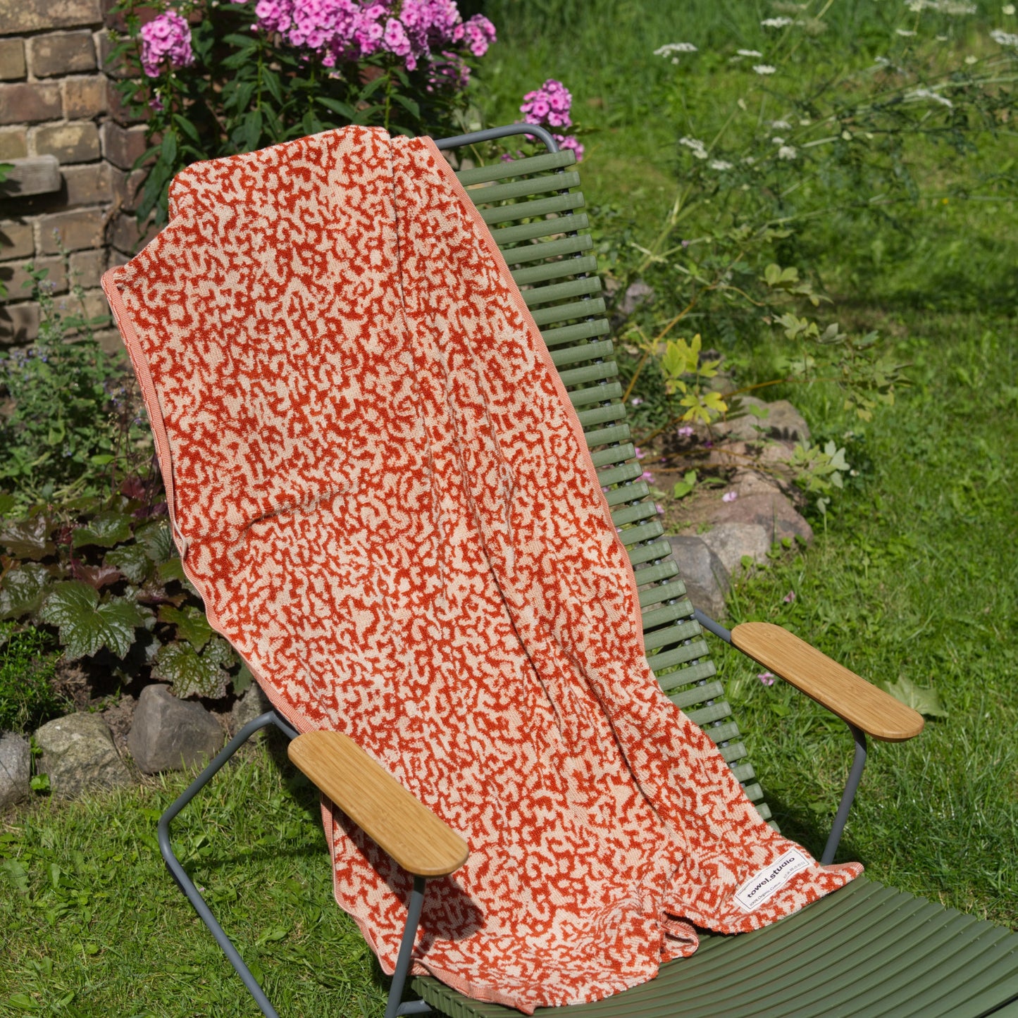 Camouflage Noise Organic Cotton Bath Towel