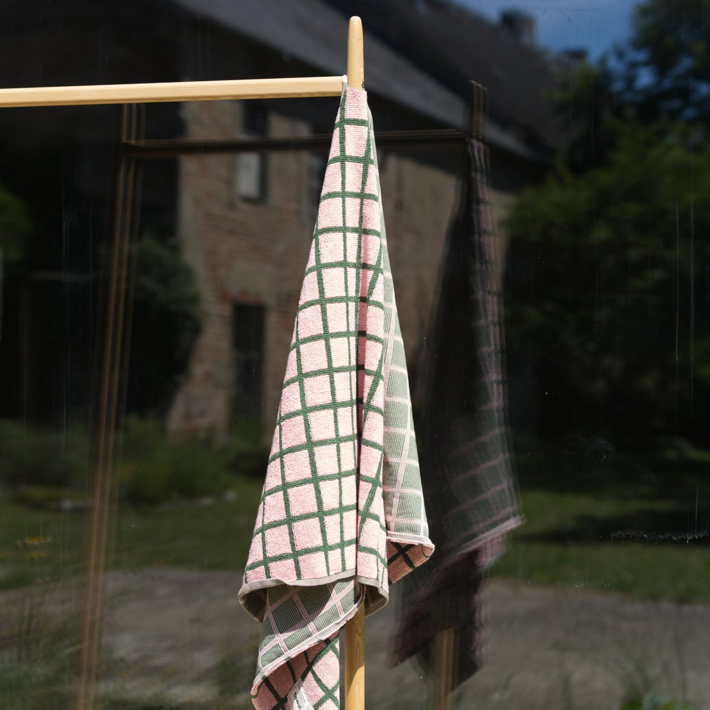 Brick pattern organic cotton bath towel