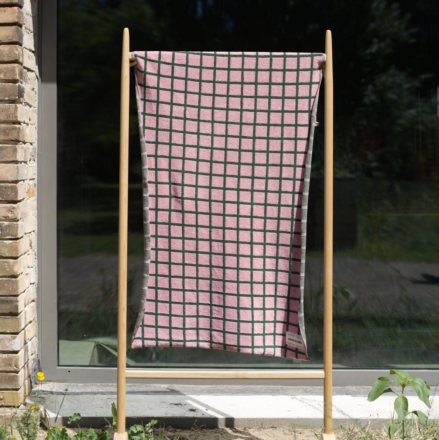 Brick pattern organic cotton bath towel